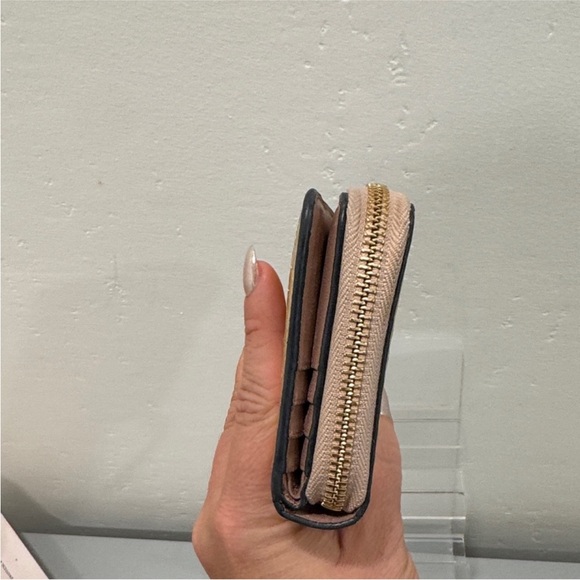 Jimmy Choo Gold Snakeskin Embossed Leather Compact Wallet EUC - Picture 5 of 8